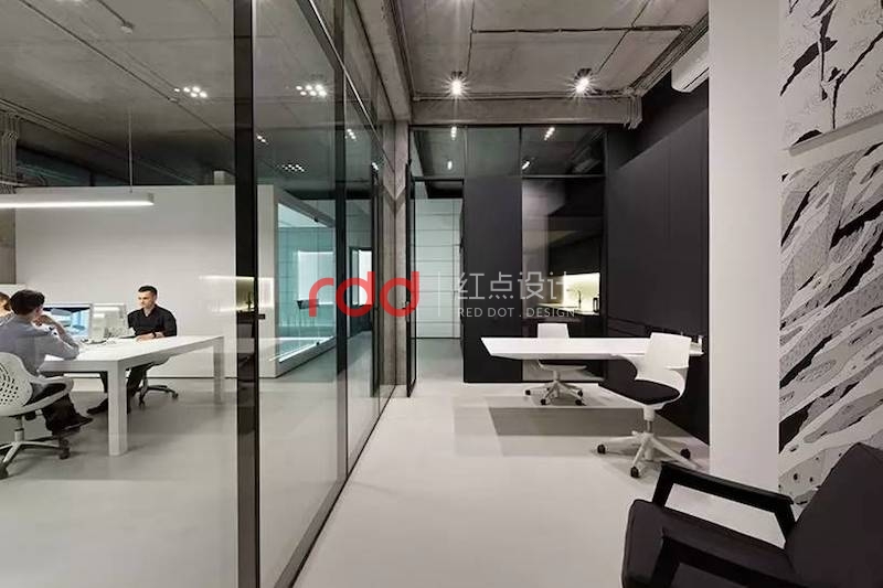 白色简约现代办公室设计，灵活多变，层次分明-7.jpg